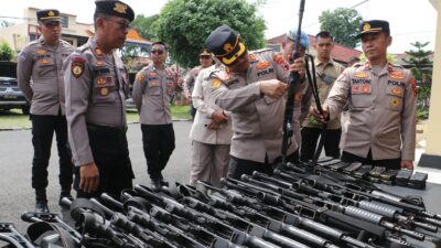 Kapolres Kebumen Cek Kendaraan dan Senjata Api Dinas, Memastikan Semua dalam Kondisi Siap