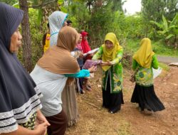 Sambang Wono: KKPH Banyumas Barat Salurkan Bantuan Sembako untuk Penyadap Getah Pinus BKPH Majenang
